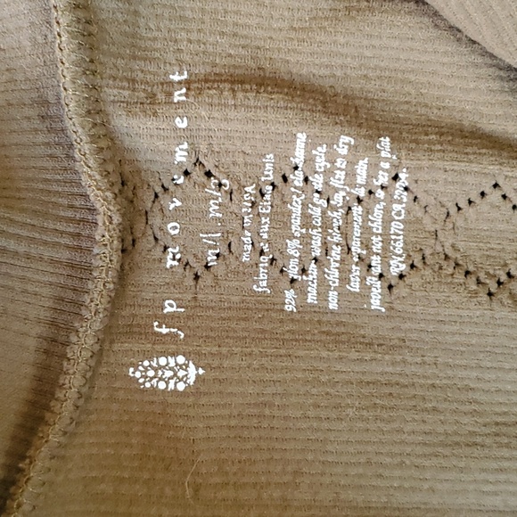 Free People Movement Women's Zip top - Olive Green - Picture 3 of 3